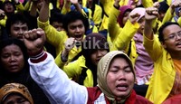     Pedagang juga ikut berunjukrasa menolak pembongkaran kios. Lamhot Aritonang/detikfoto